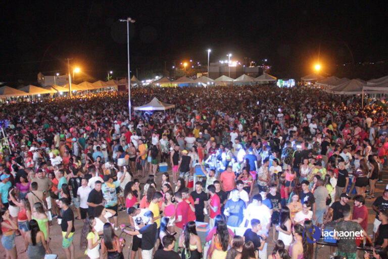 Milhares de foliões prestigiam carnaval da Barragem de Bocaina; veja imagens!
