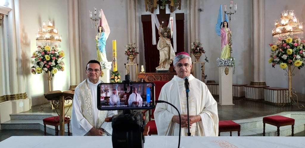 Celebração de Missa na Catedral em Picos - Fonte: Diocese de Picos