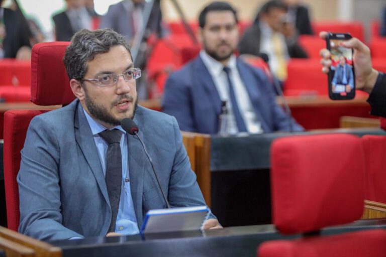 Deputado Aldo Gil solicita continuidade das obras do novo Hospital Regional de Picos