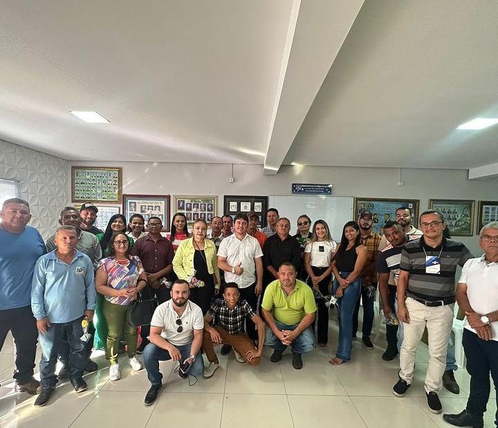 Secretário de Agricultura e Agente de Desenvolvimento de Itainópolis participam de Encontro Regional em Ipiranga do Piauí