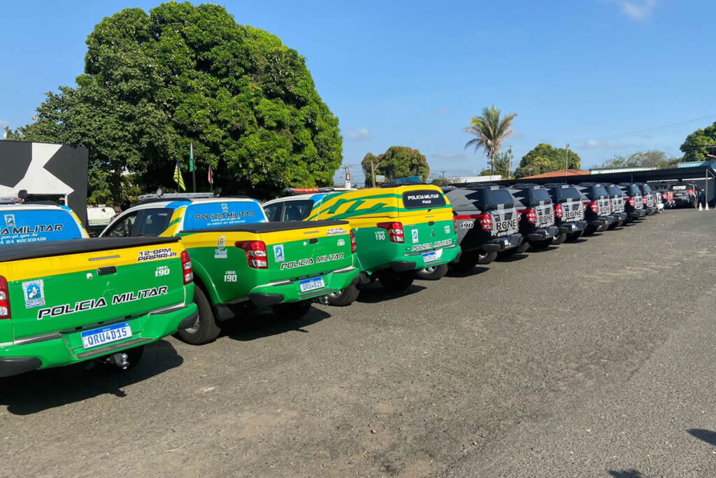 Governador entrega 42 viaturas para a Segurança Foto: Polícia Militar