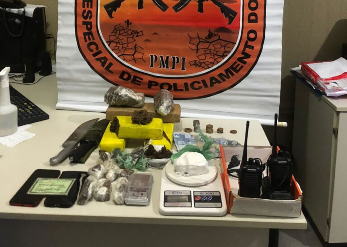 Polícia Militar desarticula ponto de venda de drogas em Picos