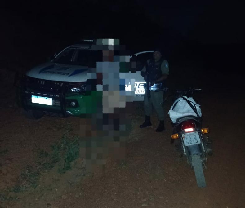 PM prende homem suspeito de homicídio e tentativa de homicídio na zona Rural de Simões