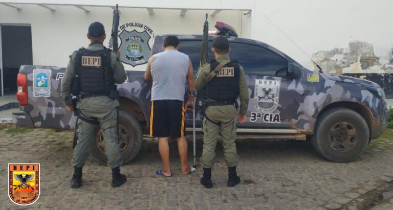 Bepi prende suspeito de tráfico de drogas em bar na cidade de Campo Grande do Piauí