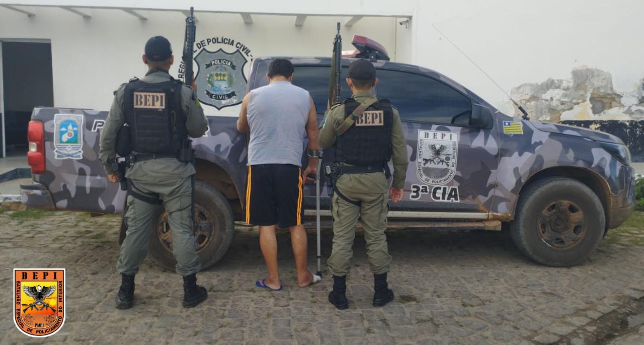Bepi prende suspeito de tráfico de drogas em bar na cidade de Campo Grande do Piauí