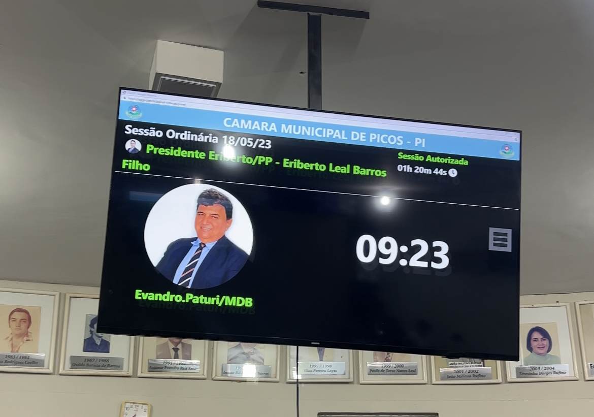 Câmara Municipal de Picos moderniza sessões com implantação de Painel Eletrônico