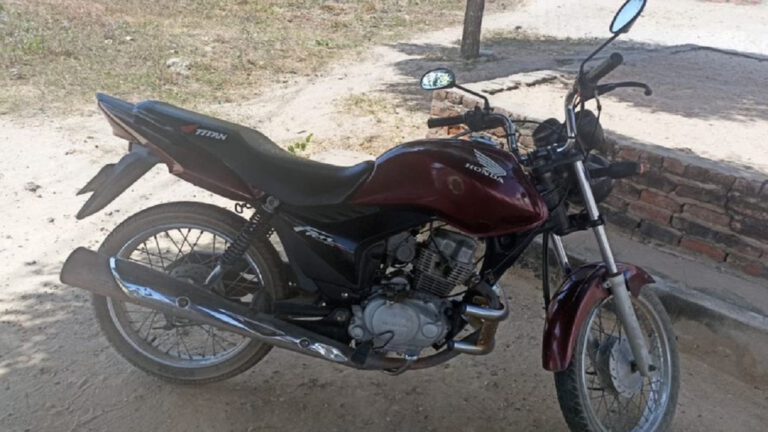 Dono de moto oferece recompensa após ter sua moto furtada em Monsenhor Hipólito