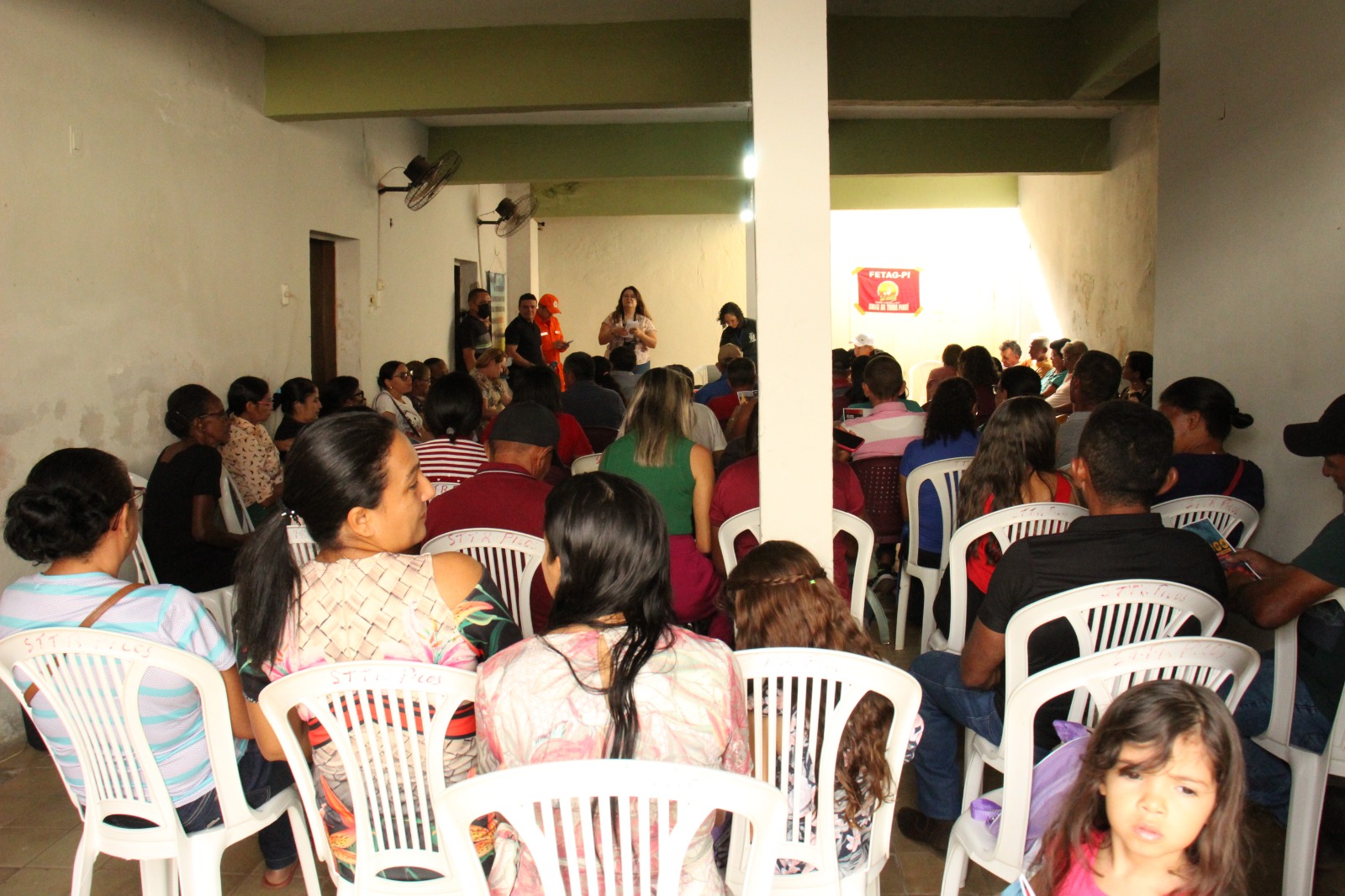 Secretaria de Meio Ambiente realiza ciclo de palestras educativas em combate às queimadas irregulares
