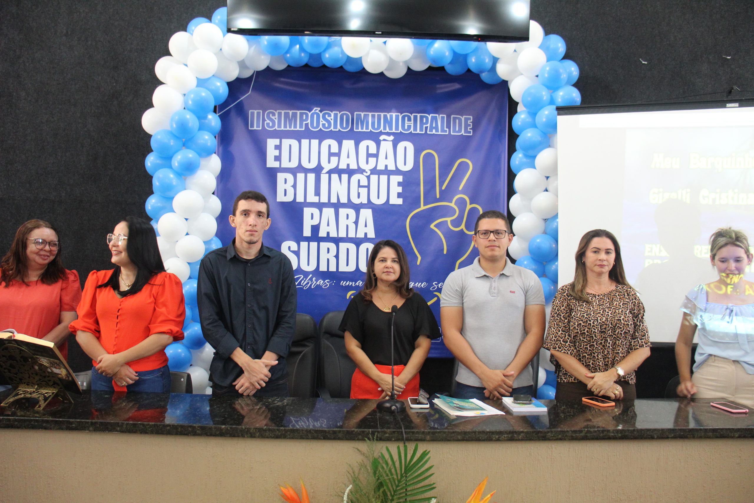 Secretaria Municipal de Educação realiza o II Simpósio Educação Bilíngue para Todos