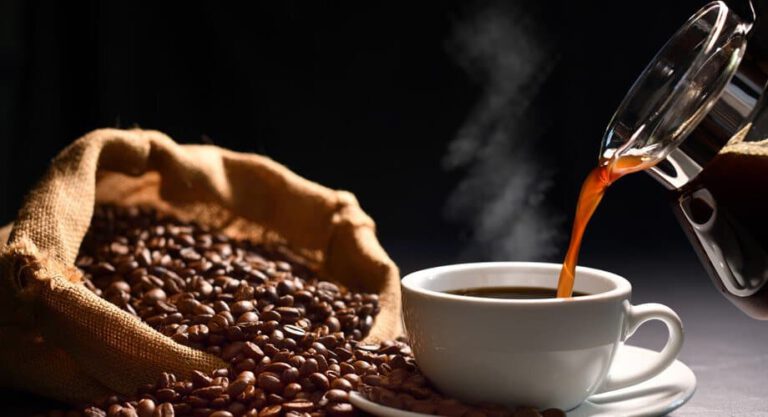 Preço do café cai pela primeira vez depois de 18 meses, diz IBGE
