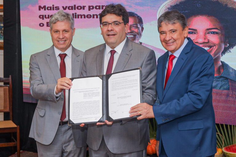 Ministro participa de lançamento do Plano Safra; Piauí pode receber cerca de R$ 1 bilhão