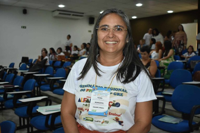Secretária de Educação de Itainópolis participa do I Seminário Regional do PPAIC