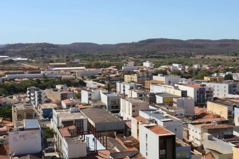 Picos fica entre as cidades mais quentes do país nesta segunda-feira, segundo Inmet
