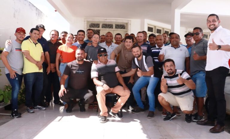 Em Massapê do PI, Wilton Coutinho ganha adesão de dois vereadores da situação