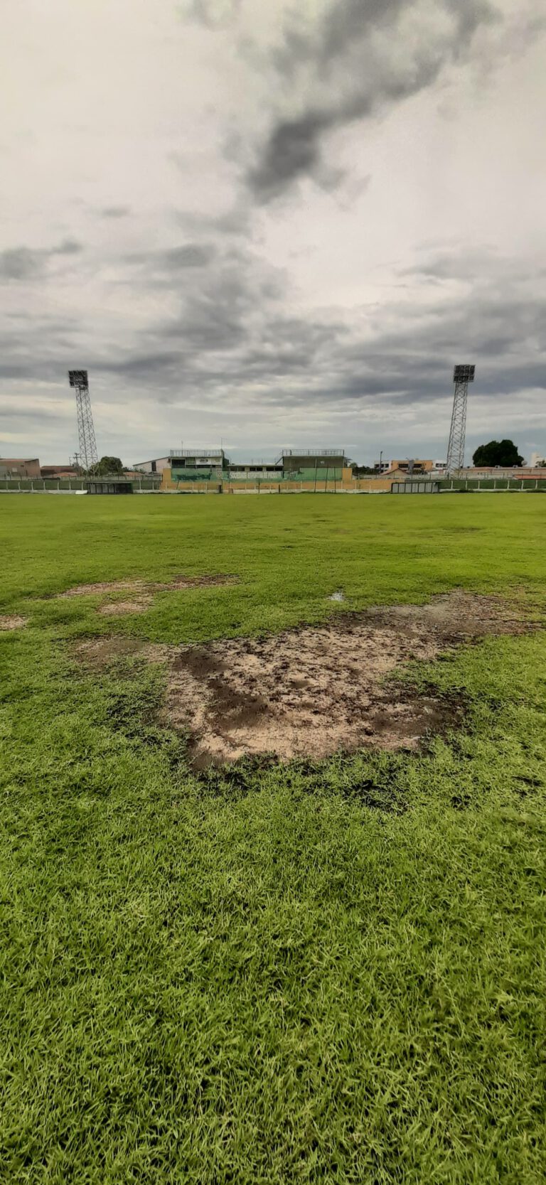 Vai ter jogo? Federação de Futebol fará inspeção no Estádio Helvídio Nunes