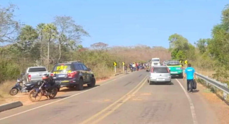 Caminhoneiro fica gravemente ferido após acidente na BR-316 em Dom Expedito Lopes; veja vídeo!