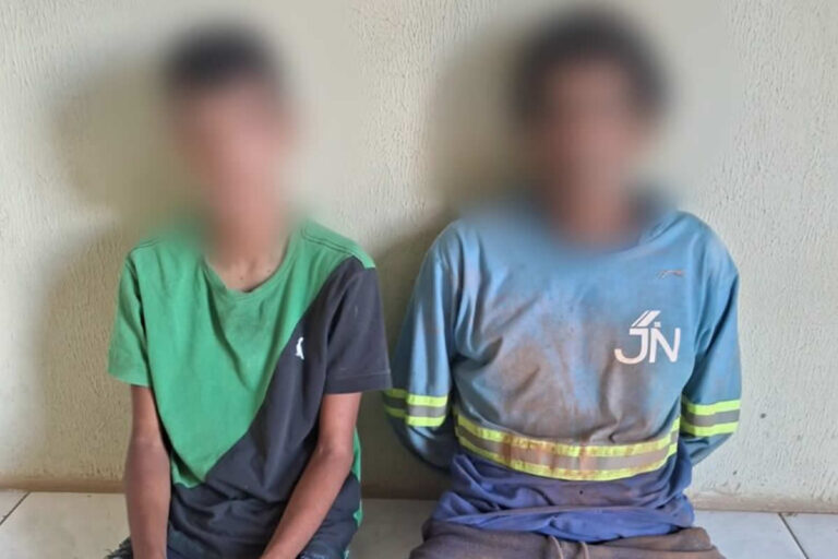 Polícia Militar de São Julião detém suspeitos de furtos em residências da cidade