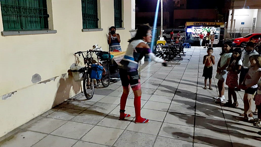 Julieta Hernandez, a palhaça Miss Jujuba – Foto por Will Sousa / Cidades na Net