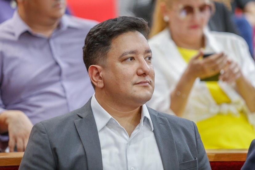 Advogado picoense José Neto Monteiro assume  Secretaria do Turismo