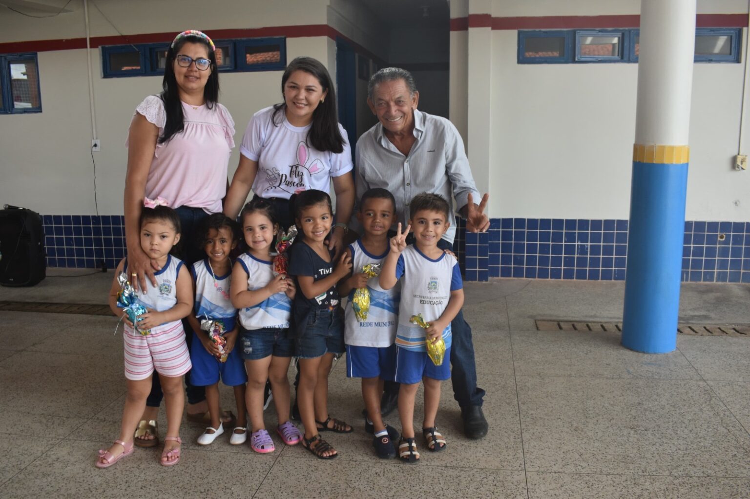 Projeto Juntos Fazendo o Bem entrega ovos de páscoa para crianças de 2 a 5 anos em Picos