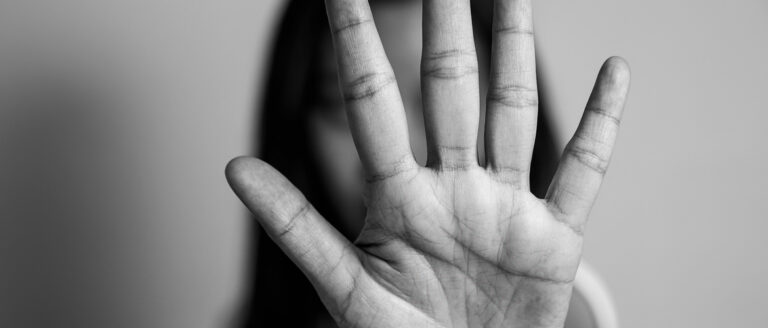 Homem é detido em Dom Expedito Lopes por ameaça e agressão contra companheira