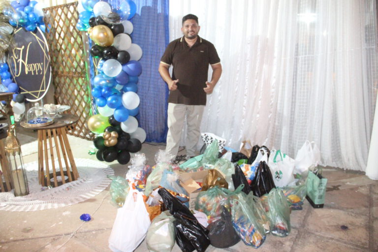 Empresário paquetaense comemora aniversário e arrecada alimentos para doação; veja fotos