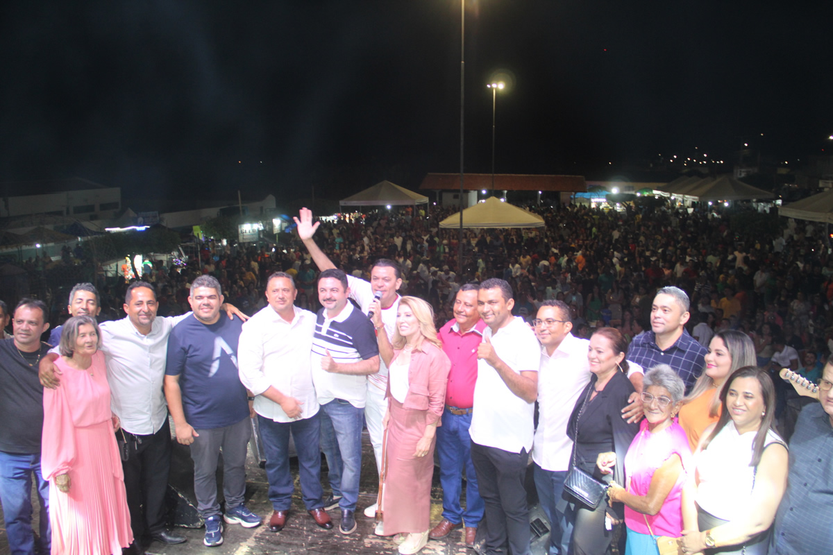 Shows de Frank Aguiar, Canários do Reino e Filipe Santos animam aniversário de 70 anos de Itainópolis; veja fotos!