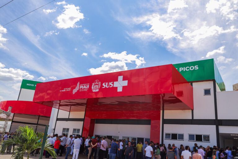 Rafael Fonteles entrega Novo Hospital de Picos que vai atender mais de 600 mil pessoas da macrorregião