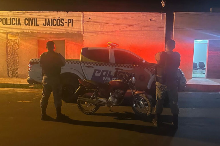 Polícia Militar apreende motocicleta em operação de patrulhamento em Francisco Macedo