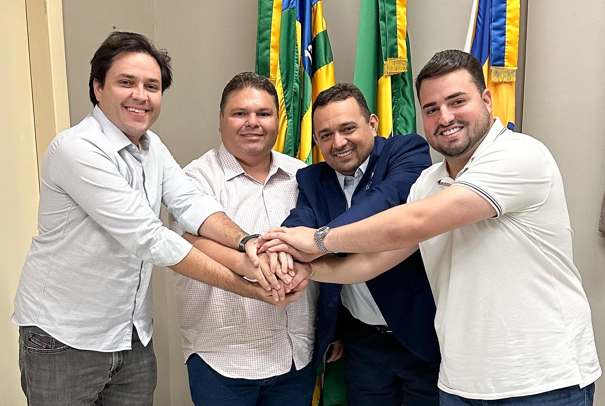 Prefeitos do PT e PSD oficializam apoio a Admaelton Bezerra na disputa pela presidência da APPM