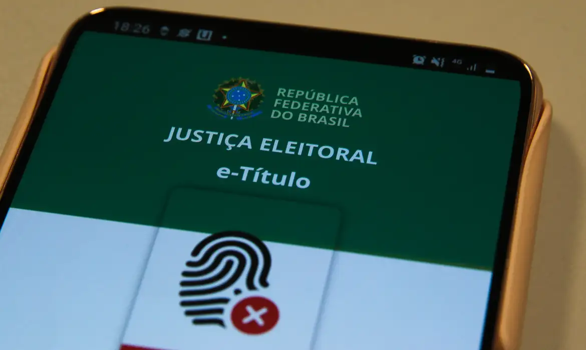 Eleitores relatam instabilidade em aplicativo do TSE durante justificativa de voto