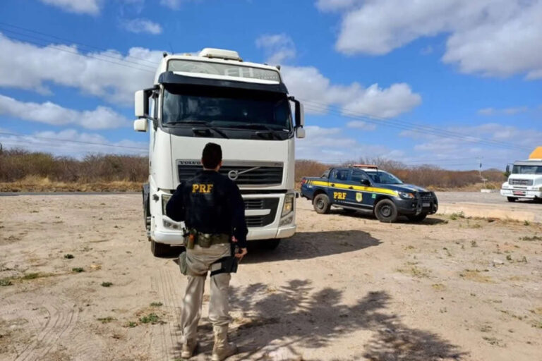 PRF e PM resgatam homem sequestrado em Francisco Santos