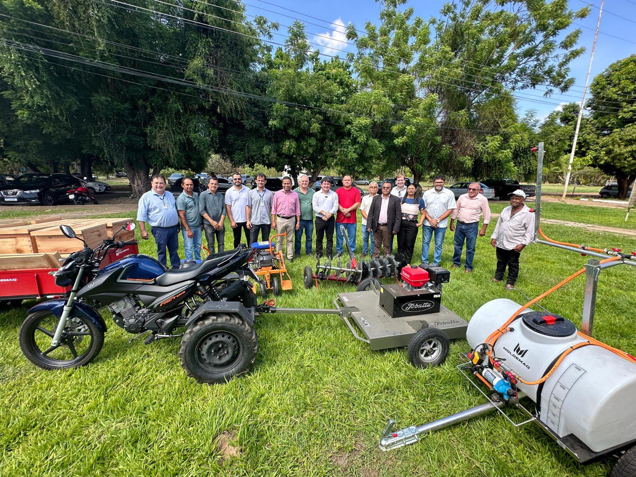 Ipiranga do Piauí recebe kit motorizado de tecnologias sociais poupadoras de mão de obra do campo
