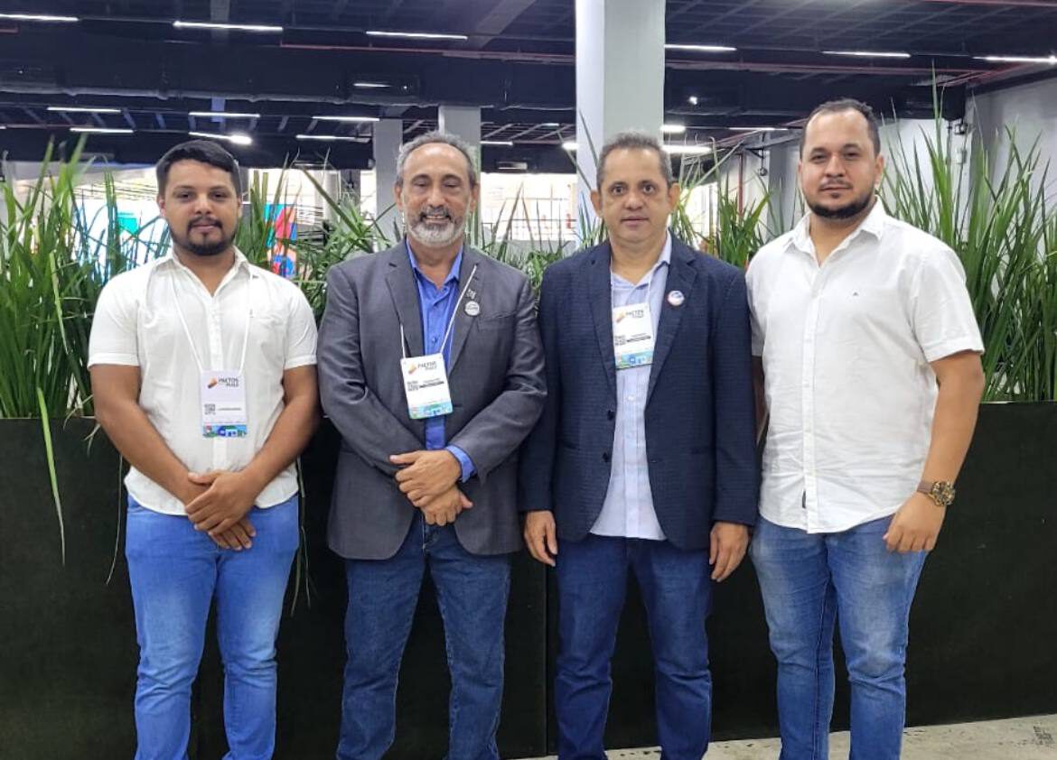 Prefeito eleito de Santo Antônio de Lisboa, Erivaldo Lopes, e vice Giovan Sousa, participam do ‘Pactos pelo Piauí’ em Teresina