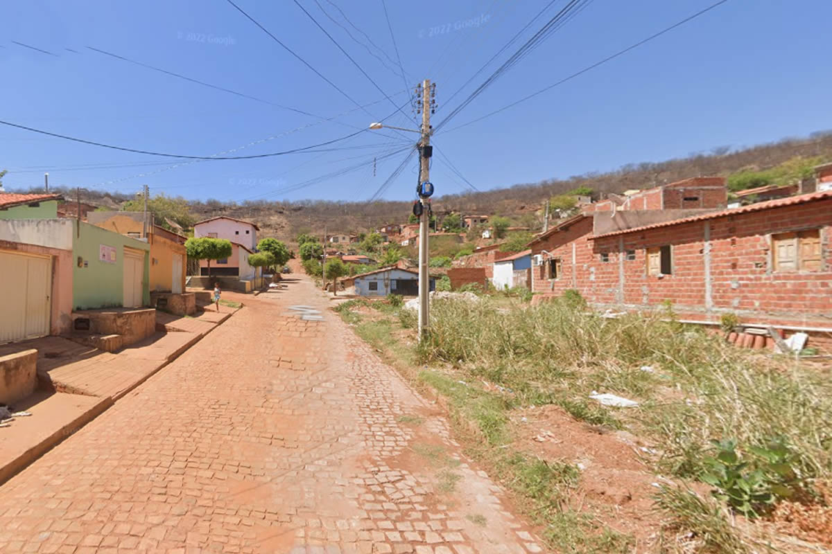 Força Tática apreende drogas durante operação no bairro Boa Vista, em Picos