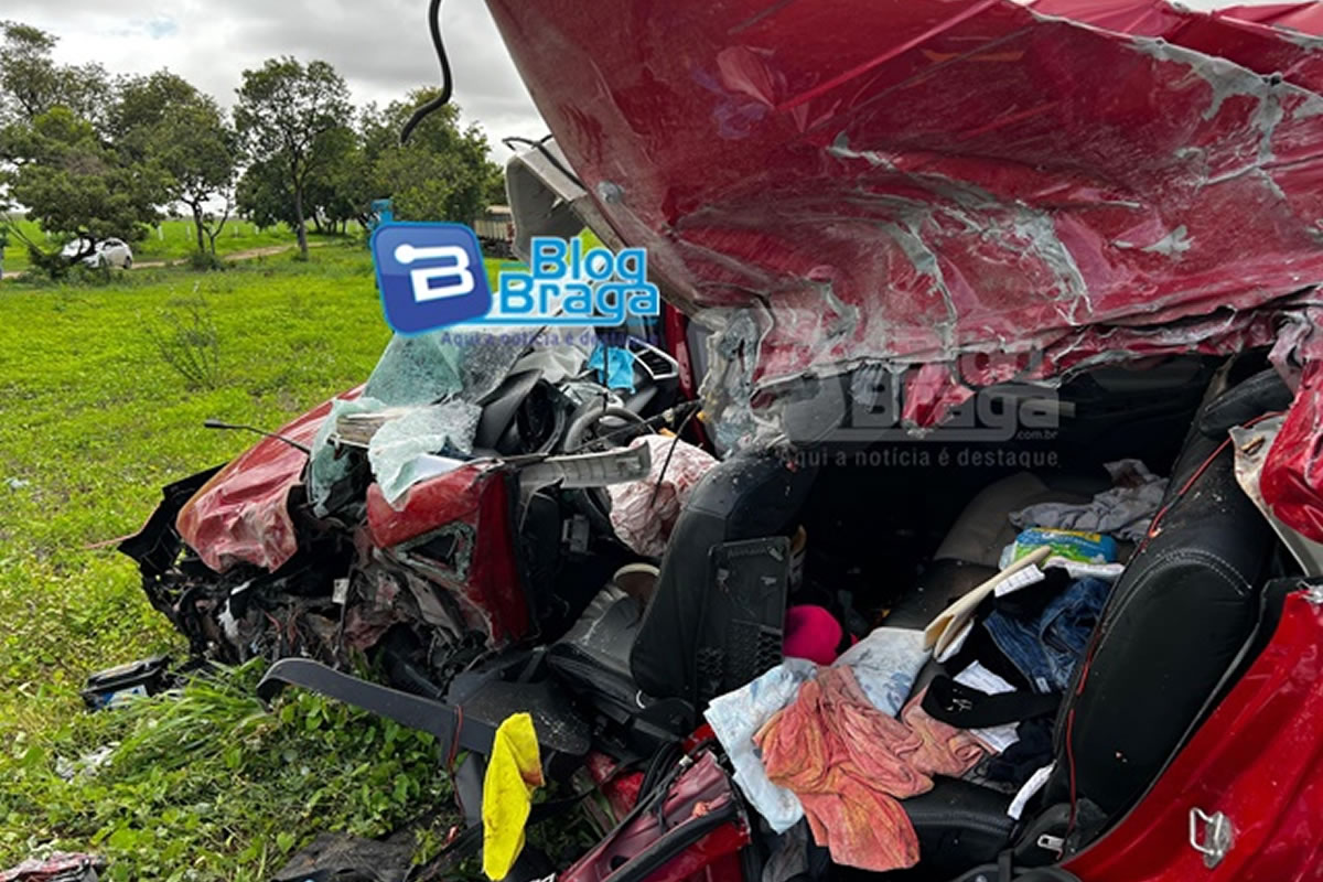 Grave acidente na BR-242 deixa casal de Pio IX morto e criança gravemente ferida