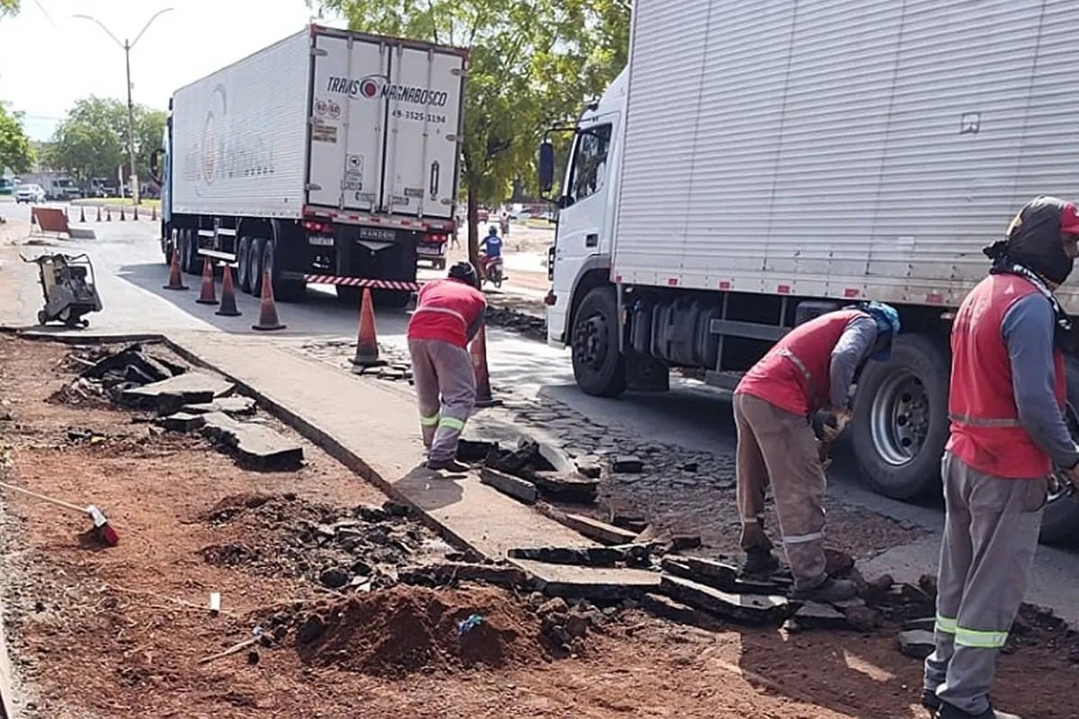 Trecho da BR-316 é danificado por chuvas em Picos e passa por reparos