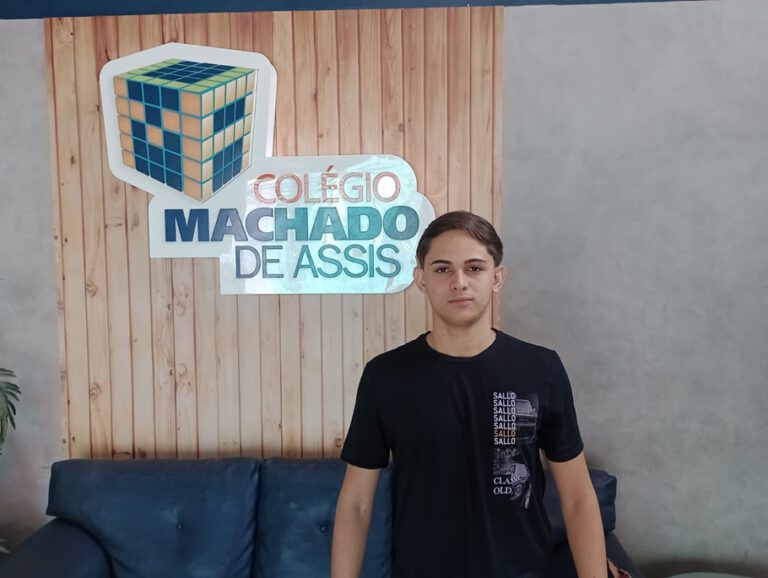 Aluno do Colégio Machado de Assis de Picos fica em primeiro lugar no Piauí na EsPCEx