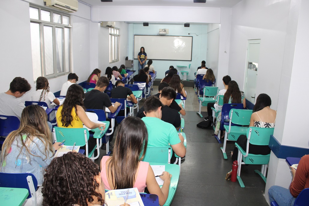Alta procura para Teste Seletivo do Colégio Machado de Assis de Picos mostra qualidade do ensino