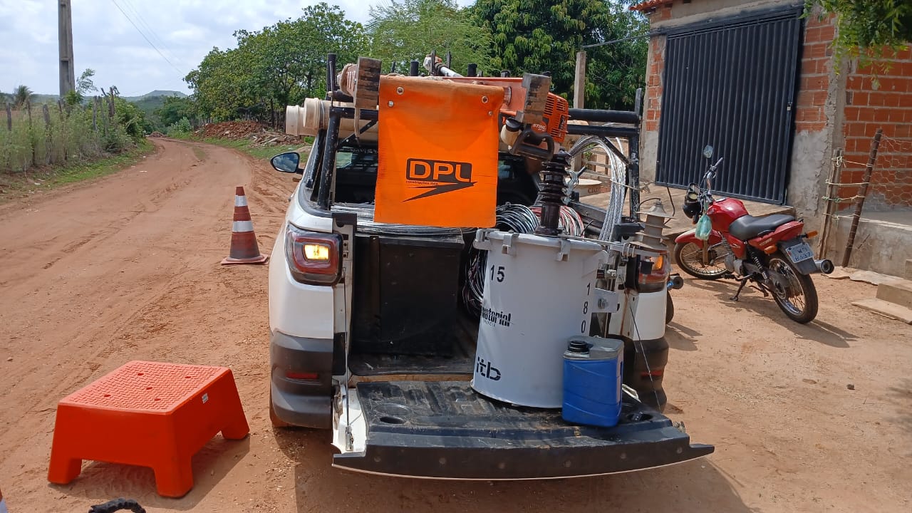 Após denúncia, Equatorial Energia substitui transformador na comunidade Angical dos Domingos, em Picos