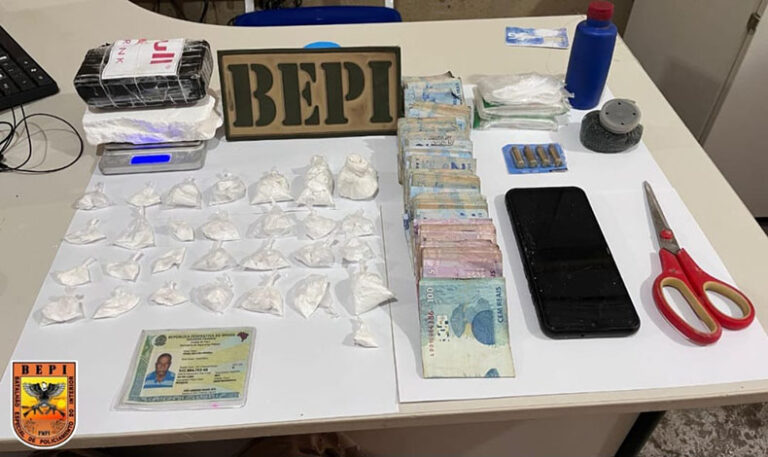 Casal é preso por suspeita de tráfico de drogas durante ação do BEPI em Bocaina