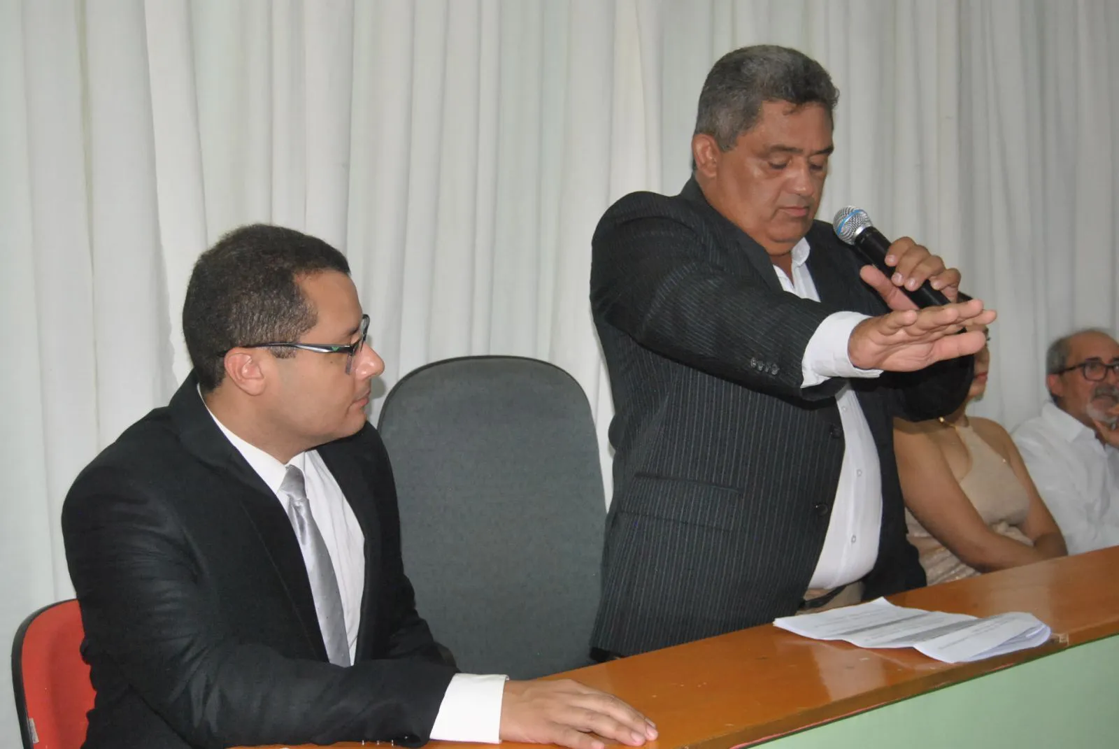 Vereador  Gdson Gonçalves é eleito presidente da Câmara Municipal de Paquetá