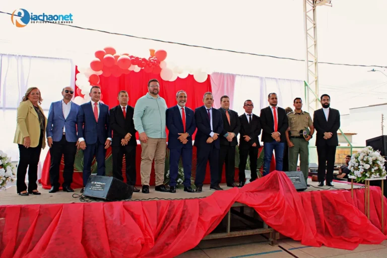 Erivaldo Lopes e Giovan Sousa são empossados prefeito e vice-prefeito de Santo Antônio de Lisboa e anunciam secretariado; veja fotos
