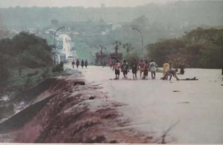 Relembrando a enchente de 2004: o marco de destruição e resiliência em Picos