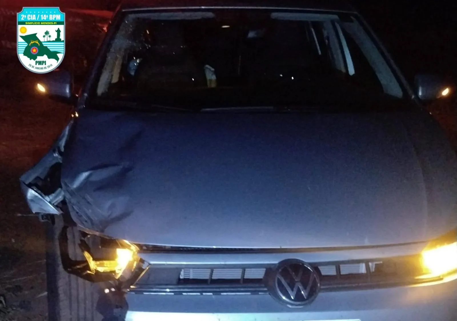 Homem morre e dois filhos ficam feridos em grave acidente envolvendo carro e moto na zona rural de Itainópolis