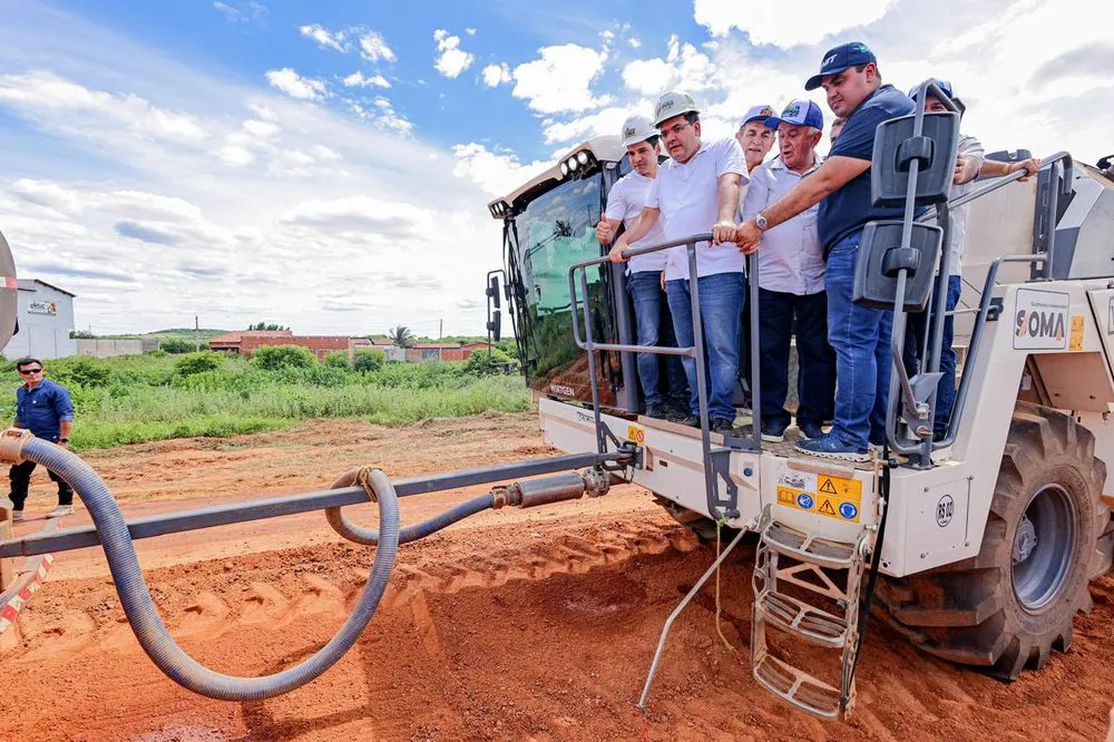Governador visita obras na região de Picos e anuncia novos investimentos