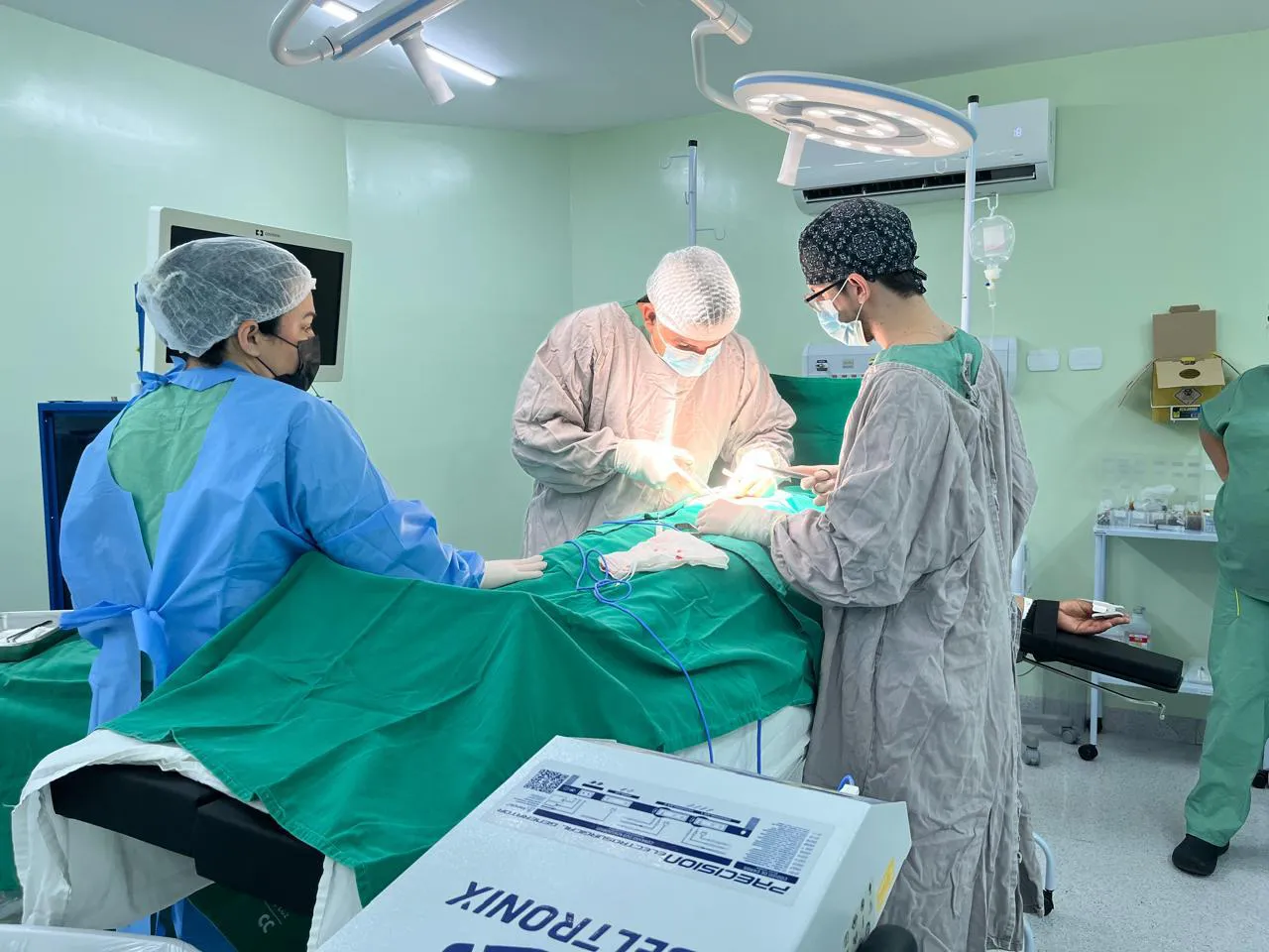 Novo Hospital Regional de Picos recebe equipamentos para realizar videolaparoscopia e endoscopia