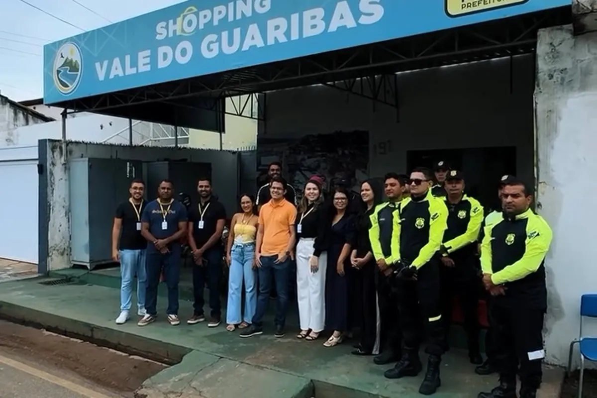 Prefeitura de Picos inicia notificação a comerciantes que ocupam calçadas e vias públicas