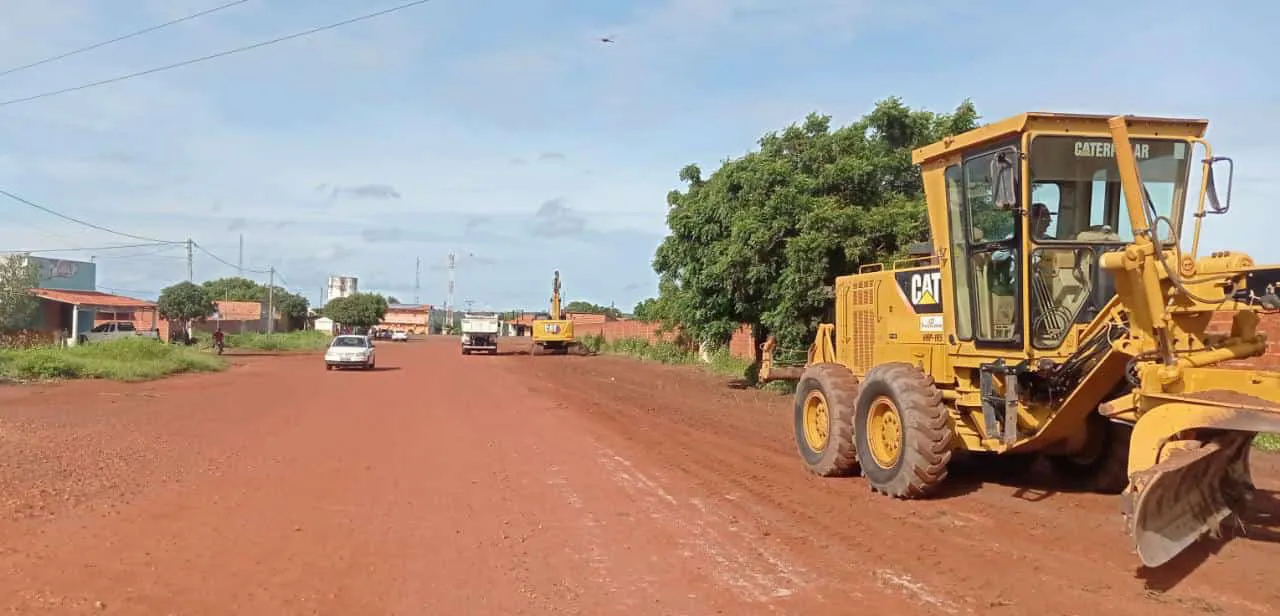 Prefeitura de Ipiranga do Piauí inicia obra de asfaltamento da Avenida Campo de Avião
