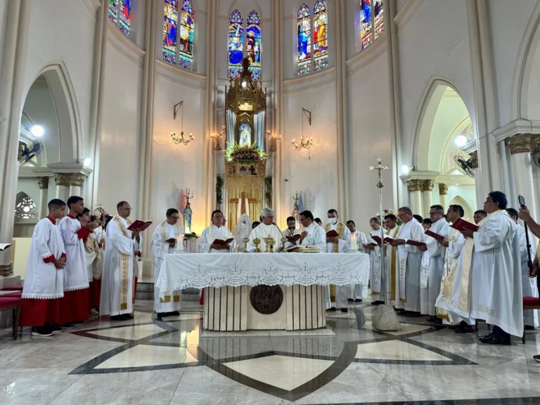 Diocese de Picos celebra Missa em sufrágio da alma do Papa Francisco